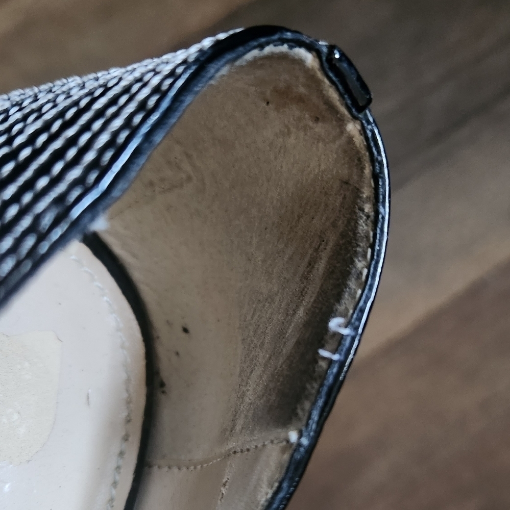 Colin Stuart Heels - Picture 7 of 16